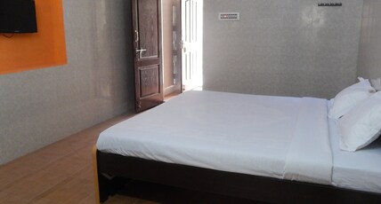 Sri Silver Inn Annex Room Type - Standard Double Room