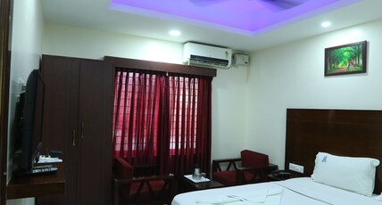 Hotel RR International Room Type - Double Deluxe Room Ac
