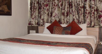 Hotel Lake Inn(at Nakki Lake) Room Type - Triple Bed Room AC