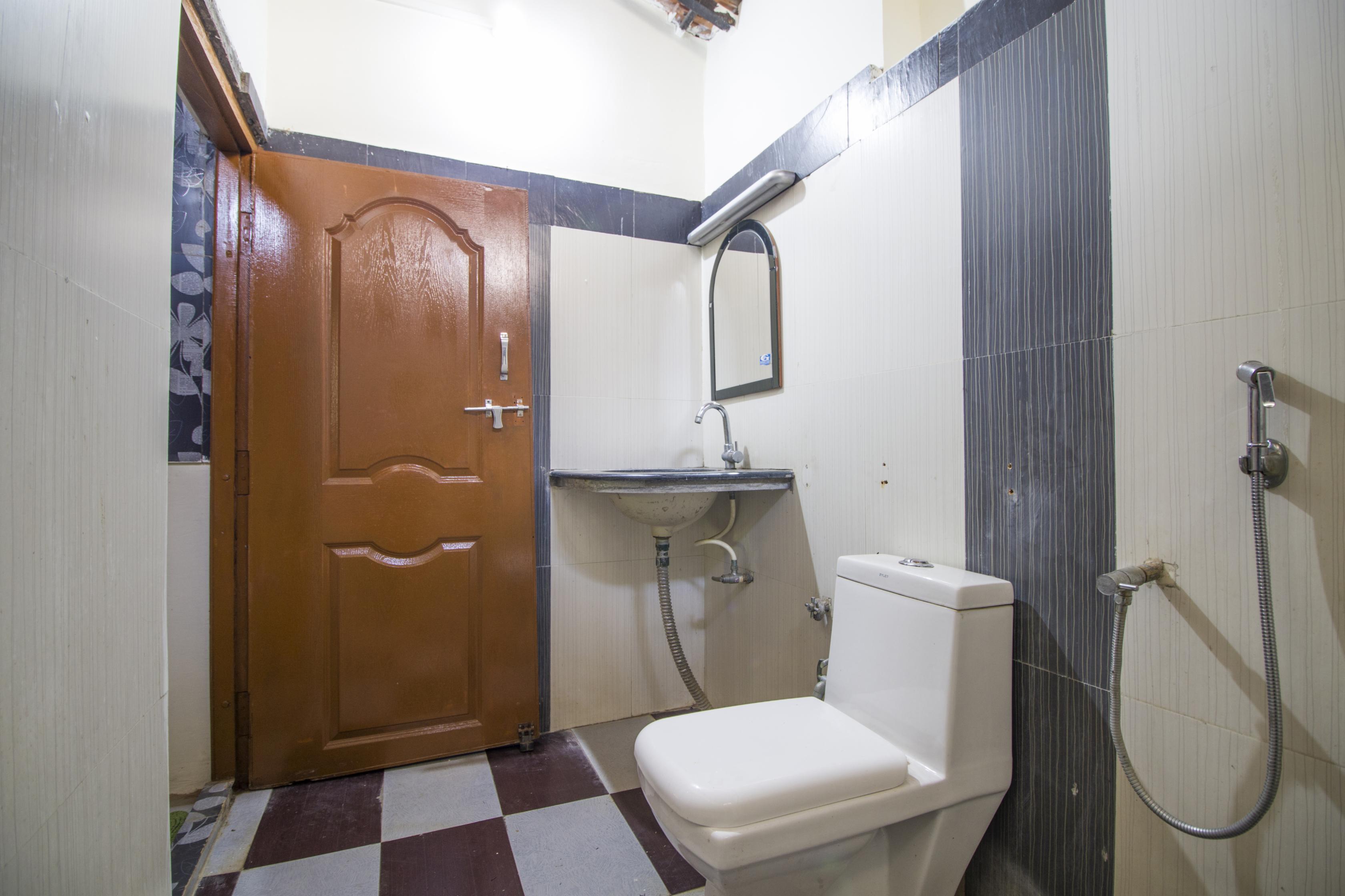 Kanha Kiskindha Room Type - Super Deluxe AC Room