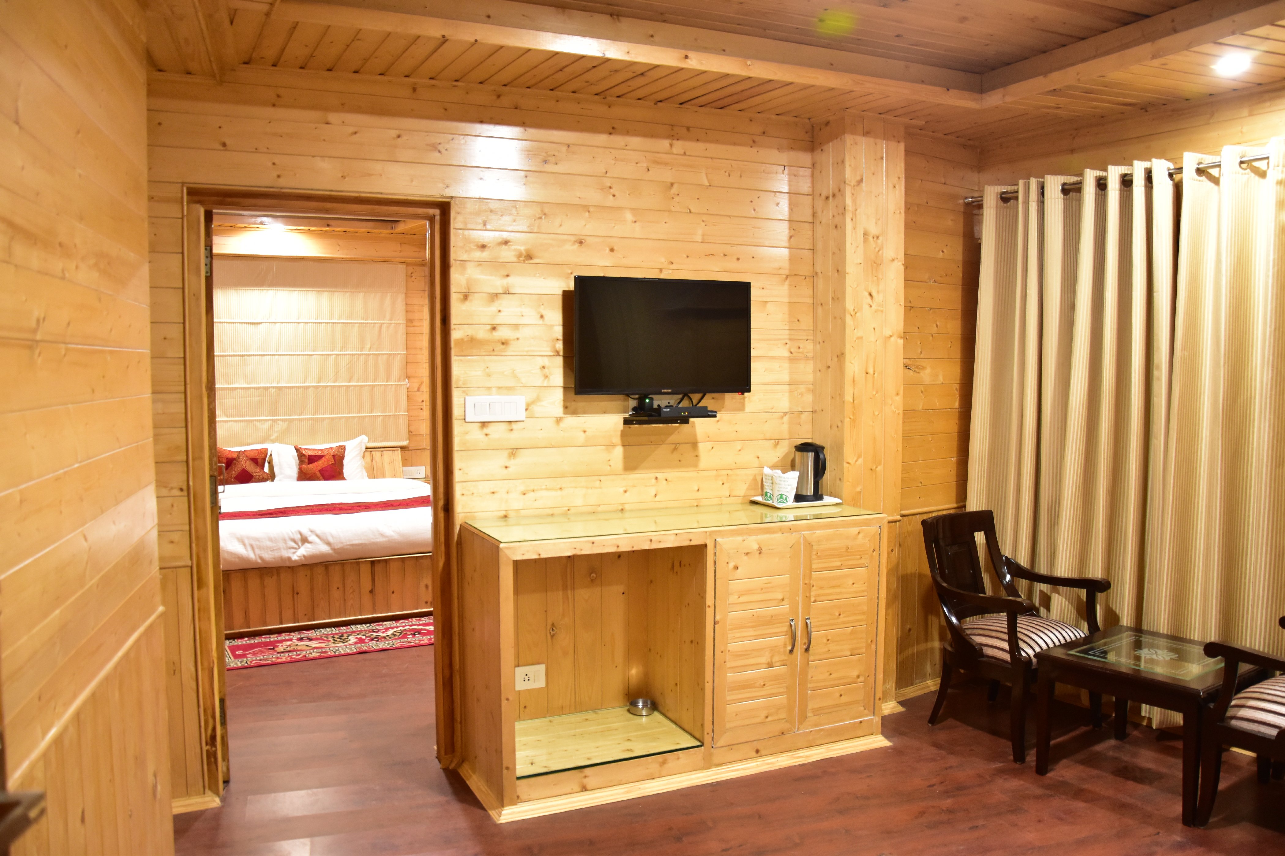 Hotel Kasol Inn Room Type - Family Suite
