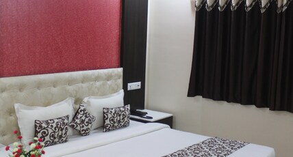 HOTEL MADHUVAN Room Type - Deluxe AC