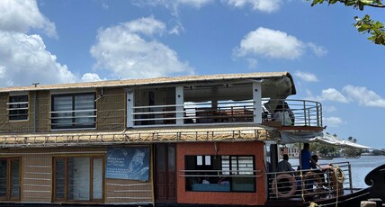 Kera Houseboats Room Type - Premium room in 2 BHK Houseboat (Kera Chithira, Sharing basis)-Full time AC Kera Houseboats Room Type - Premium room in 2 BHK Houseboat (Kera Chithira, Sharing basis)-Full time AC