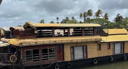 Kera Houseboats Room Type - Premium room in 2 BHK Houseboat (Kera Vembanad, Sharing basis)-Full time AC Kera Houseboats Room Type - Premium room in 2 BHK Houseboat (Kera Vembanad, Sharing basis)-Full time AC