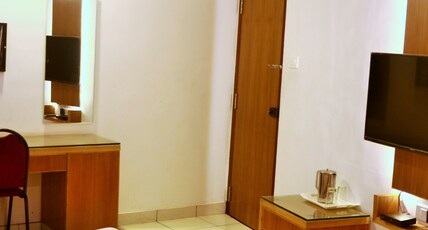 Hotel Venkateswara Room Type - Super Deluxe Room - Non A/c