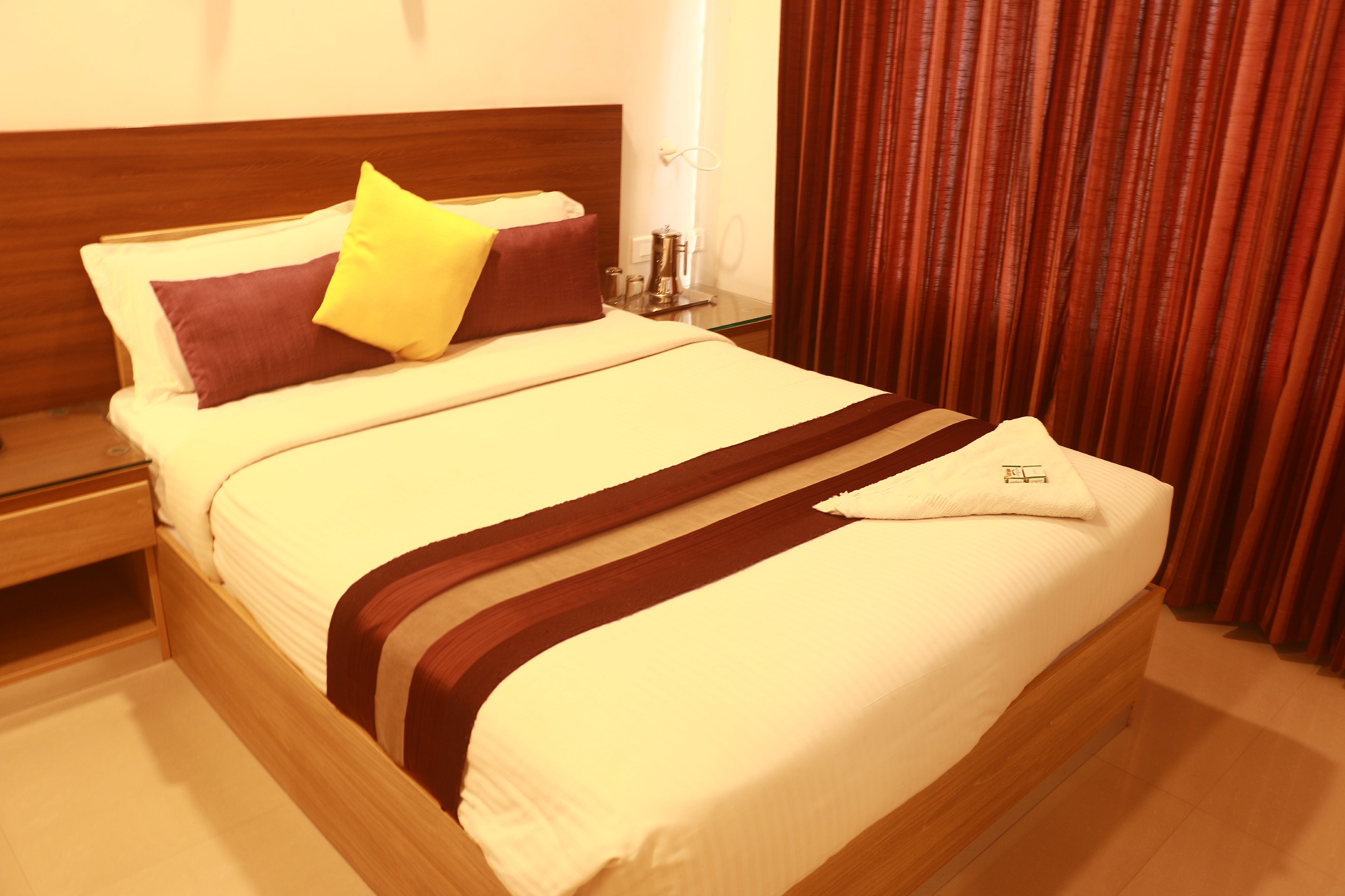 Hotel Venkateswara Room Type - Super Deluxe Room - Ac