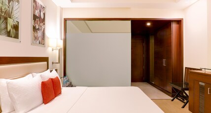 Lemon Tree Premier 2, Sec 29 Gurgaon Room Type - Deluxe Room