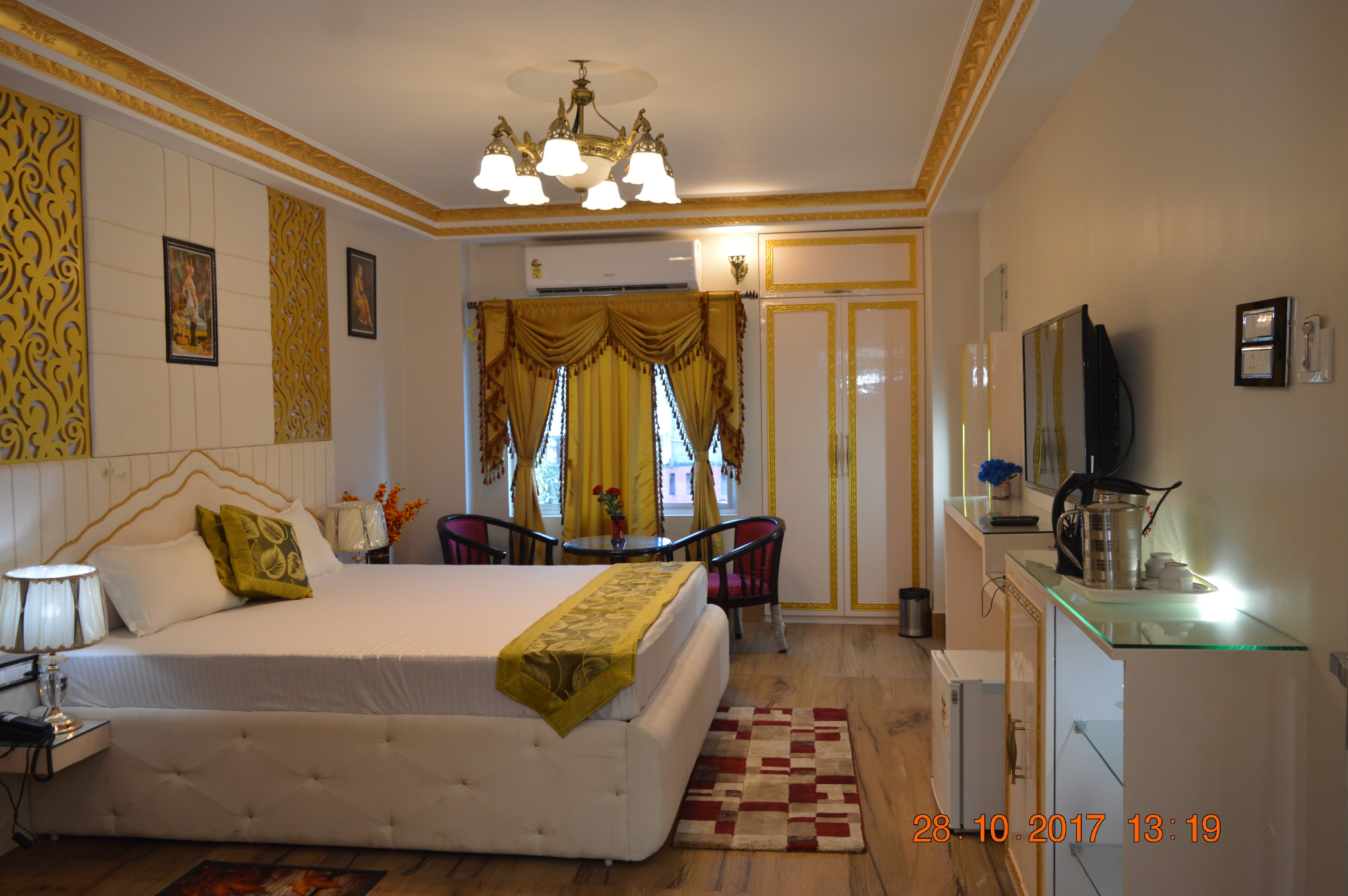 Hotel Biswanath  Room Type - SUIT ROOM