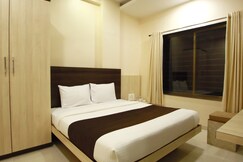 Hotel Madhuri Executive