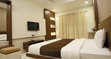 Hotel Madhuri Executive Room Type - Madhuri Suite