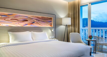 Novotel Phuket City Phokeethra Room Type - Deluxe King Bed