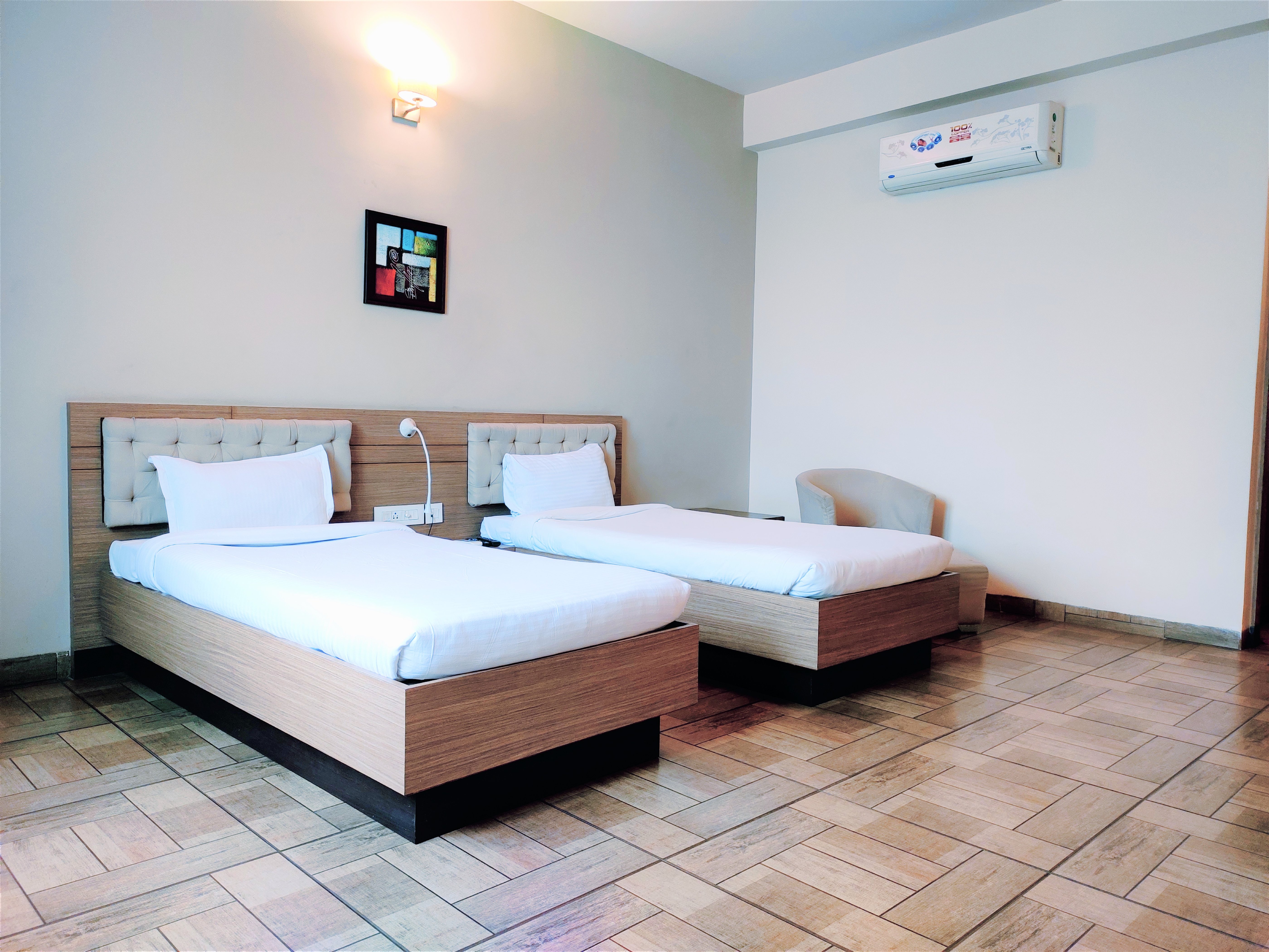 HOTEL GENISTA INN Room Type - Executive Room AC Room with Work Desk