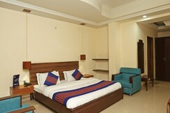 Hotel Sarthi