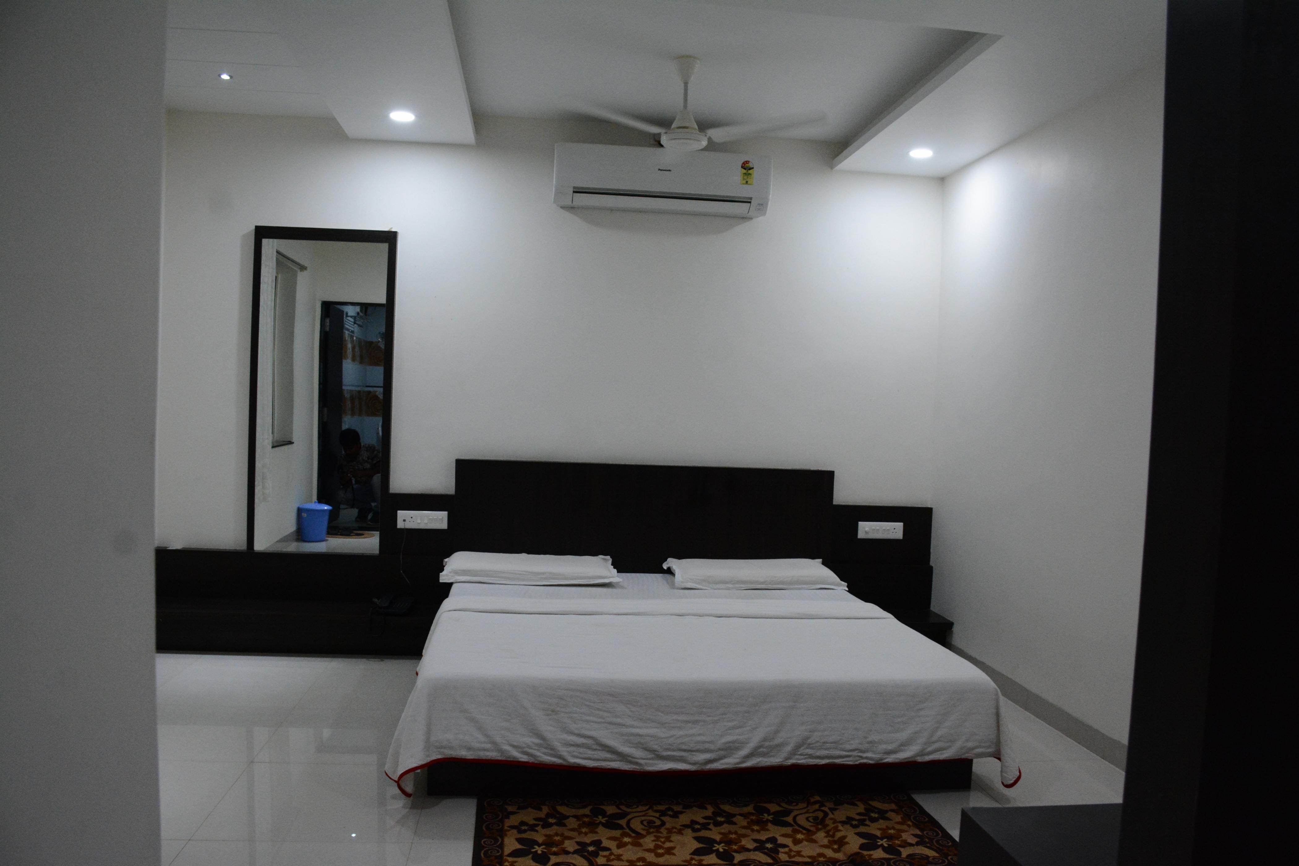 Hotel Royal Residency Room Type - Royal Room