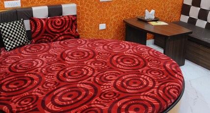 Hotel White House Room Type - Super Deluxe AC Rooms