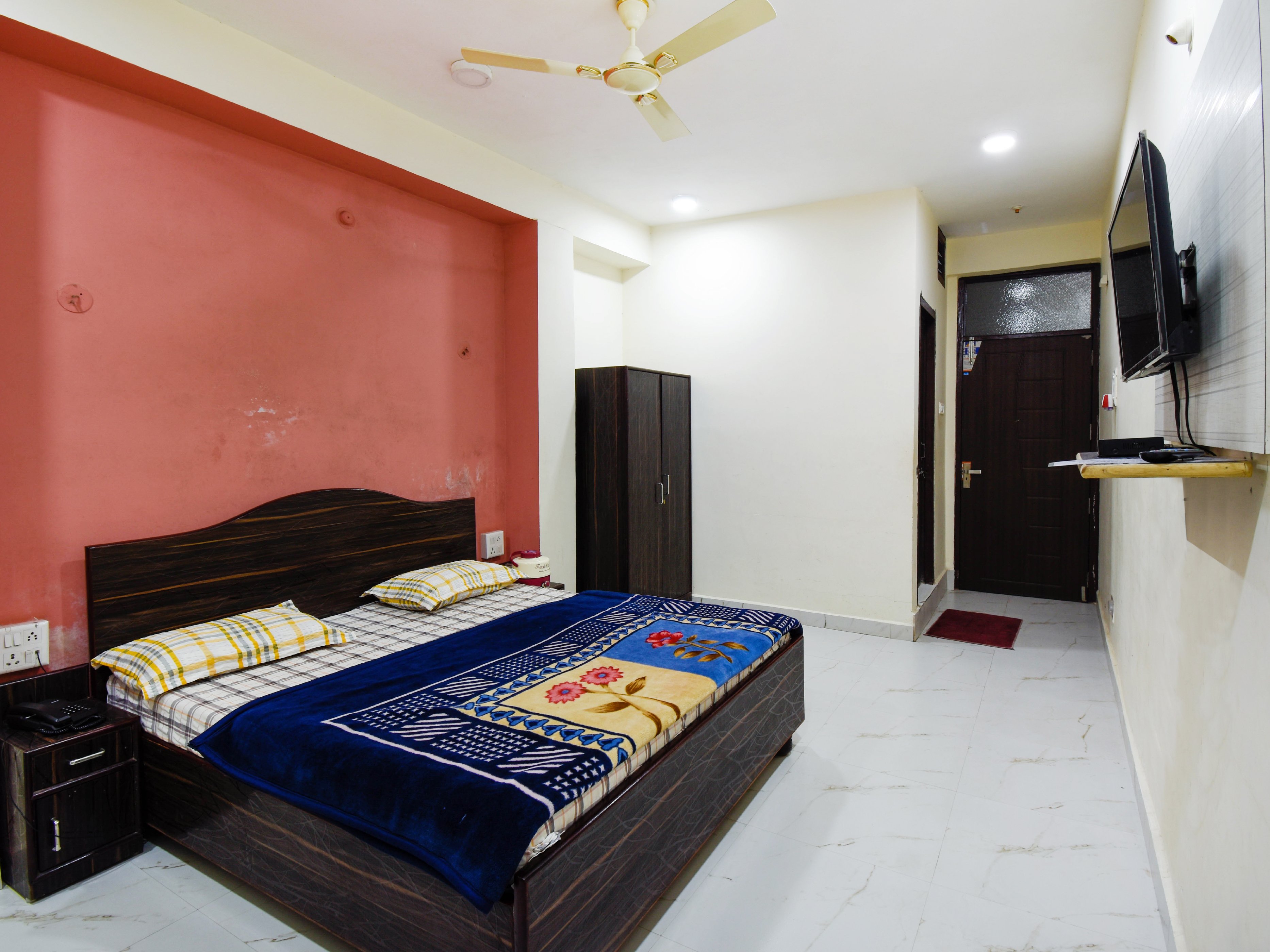 Hotel Satyam Residency - Tap to explore photos