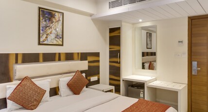 Hotel Shanti Plaza New Delhi Room Type - Deluxe Room with Free WIFI