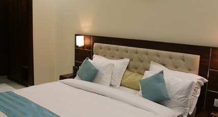 Hotel D'Olives Room Type - Deluxe Room