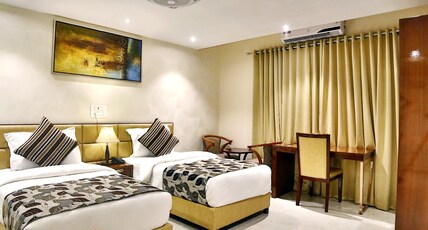 Hotel King's Heritage Room Type - Deluxe Room (QUEEN OR TWIN BED)