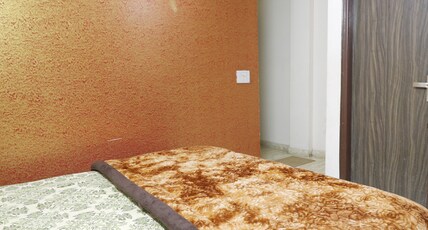 SSS Hotel Dwarka Room Type - AC Budget Room without Balcony