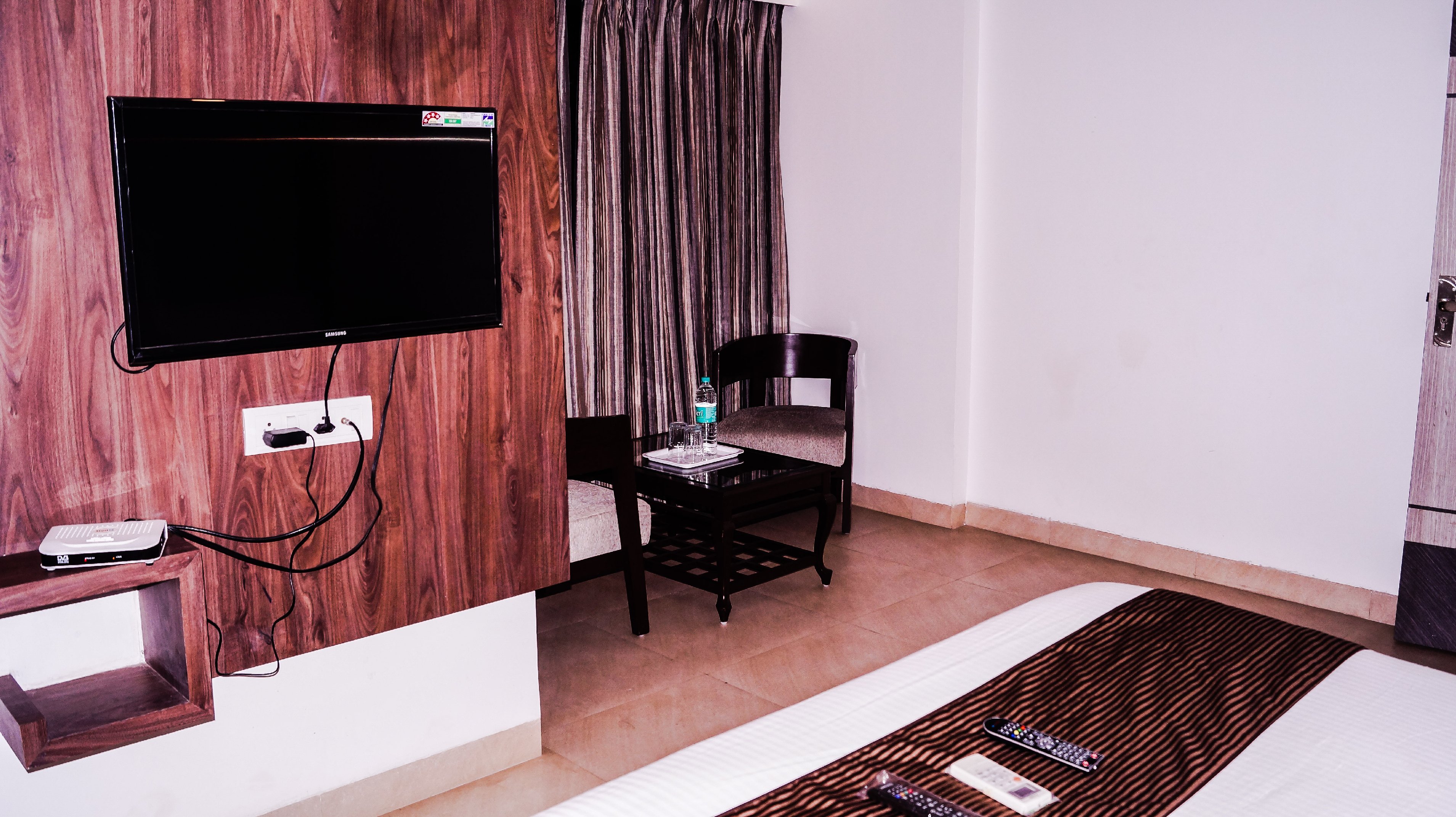 Khandesh Residency - Tap to explore photos