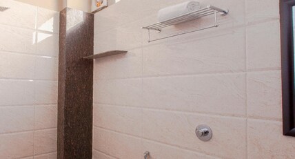 Aloha City Stay Raipur Room Type - Aloha Superior King Bed Room Aloha City Stay Raipur Room Type - Aloha Superior King Bed Room