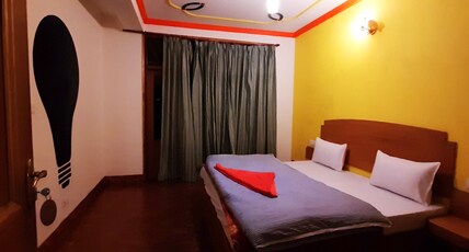 La Vaca India Hostel Manali | Rooms & Dorms Room Type - Deluxe Room