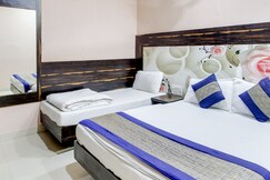 Hotel Sunrise Dx @ opposite New Delhi Railway Station