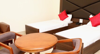 Anand Regency Room Type - DELUXE ROOM