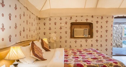 Le Royal Camps Room Type - Deluxe Tent with Air Conditioned and Heater
