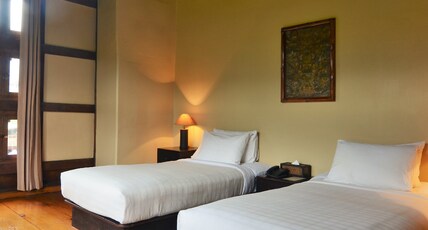 The Village Lodge Room Type - Deluxe Twin Room