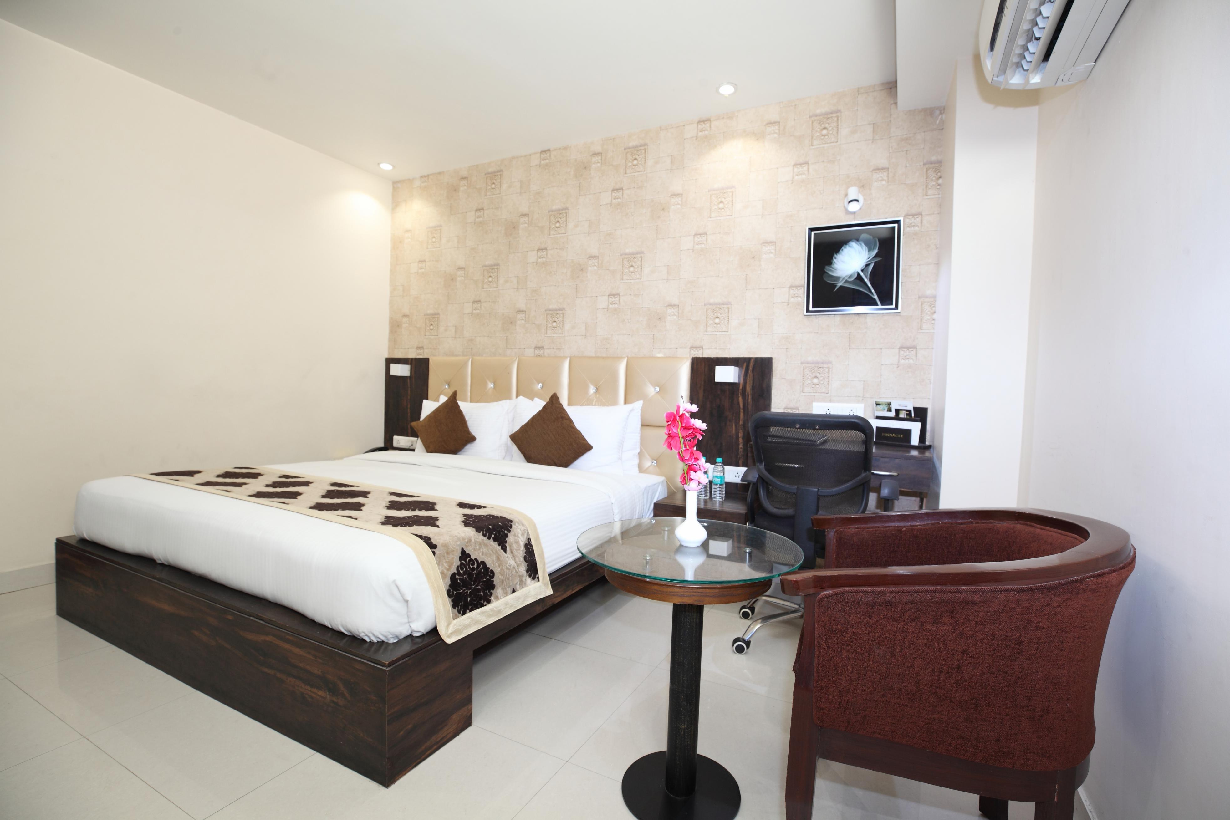 Pinnacle by Click Hotels, Lucknow - Tap to explore photos