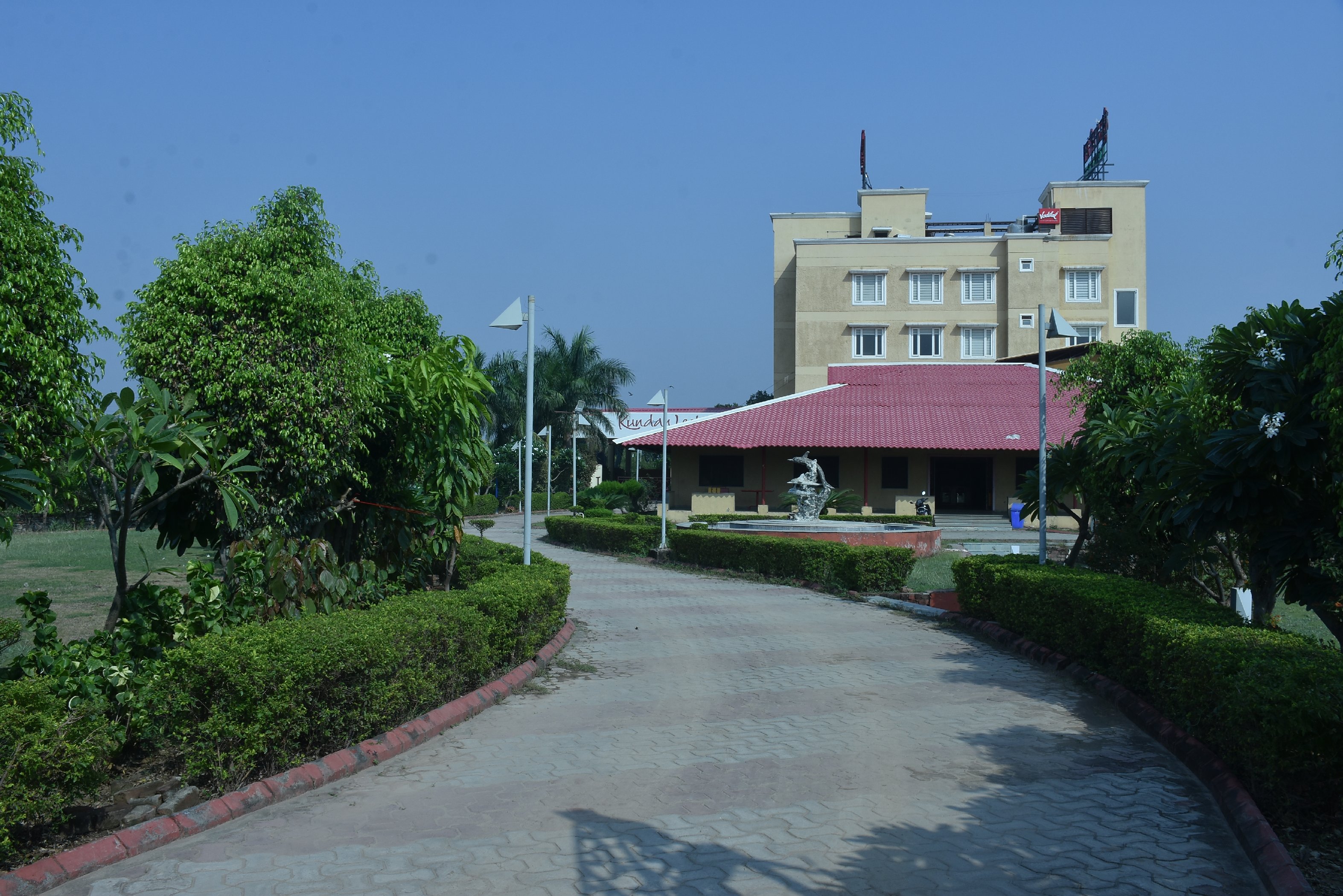 Kundan Leela Resorts - Tap to explore photos