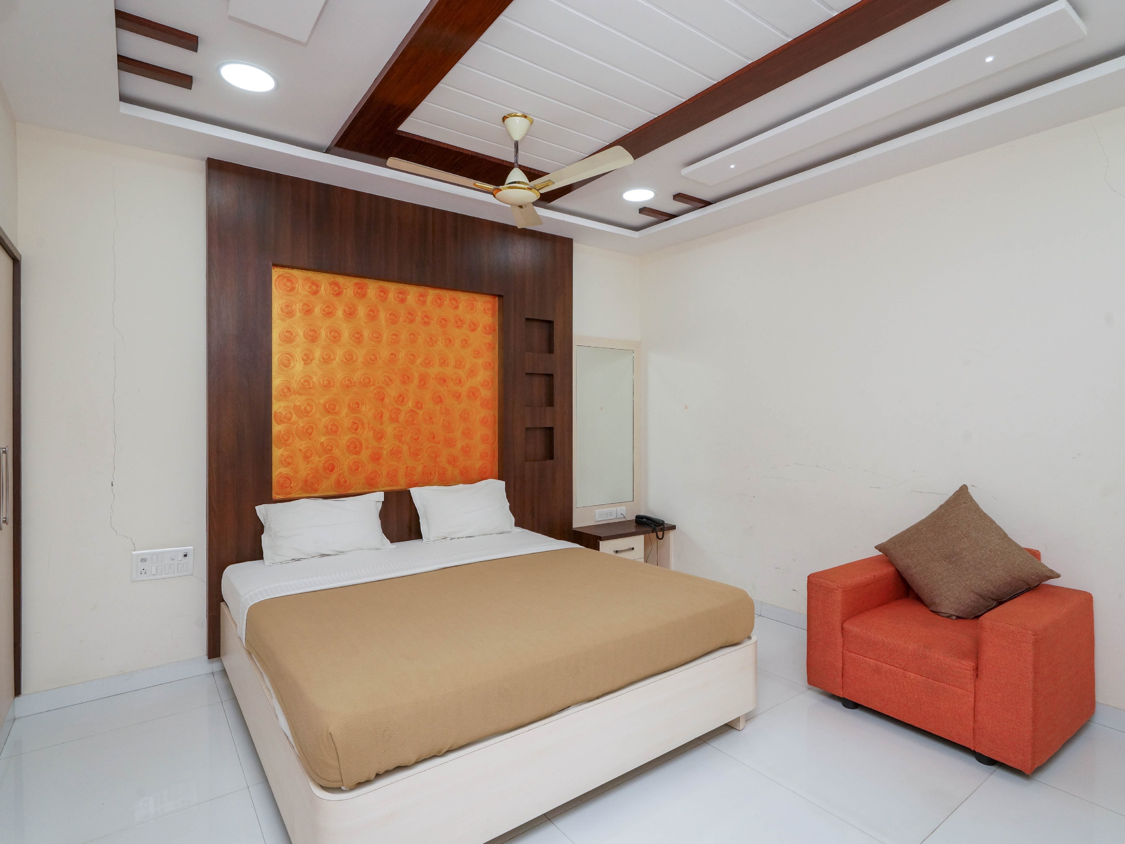 SKB Hotel Grand Days Room Type - Deluxe Double Non A/c Room