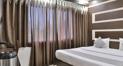 Hotel Planet Room Type - Executive Ac Room(unmarried couples are not allowed) Hotel Planet Room Type - Executive Ac Room(unmarried couples are not allowed)