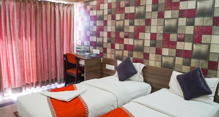 Hotel Samrat Room Type - Deluxe Twin Bed Ac Room