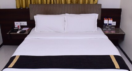 Kyriad Hotel Indore by OTHPL Room Type - Suite Room