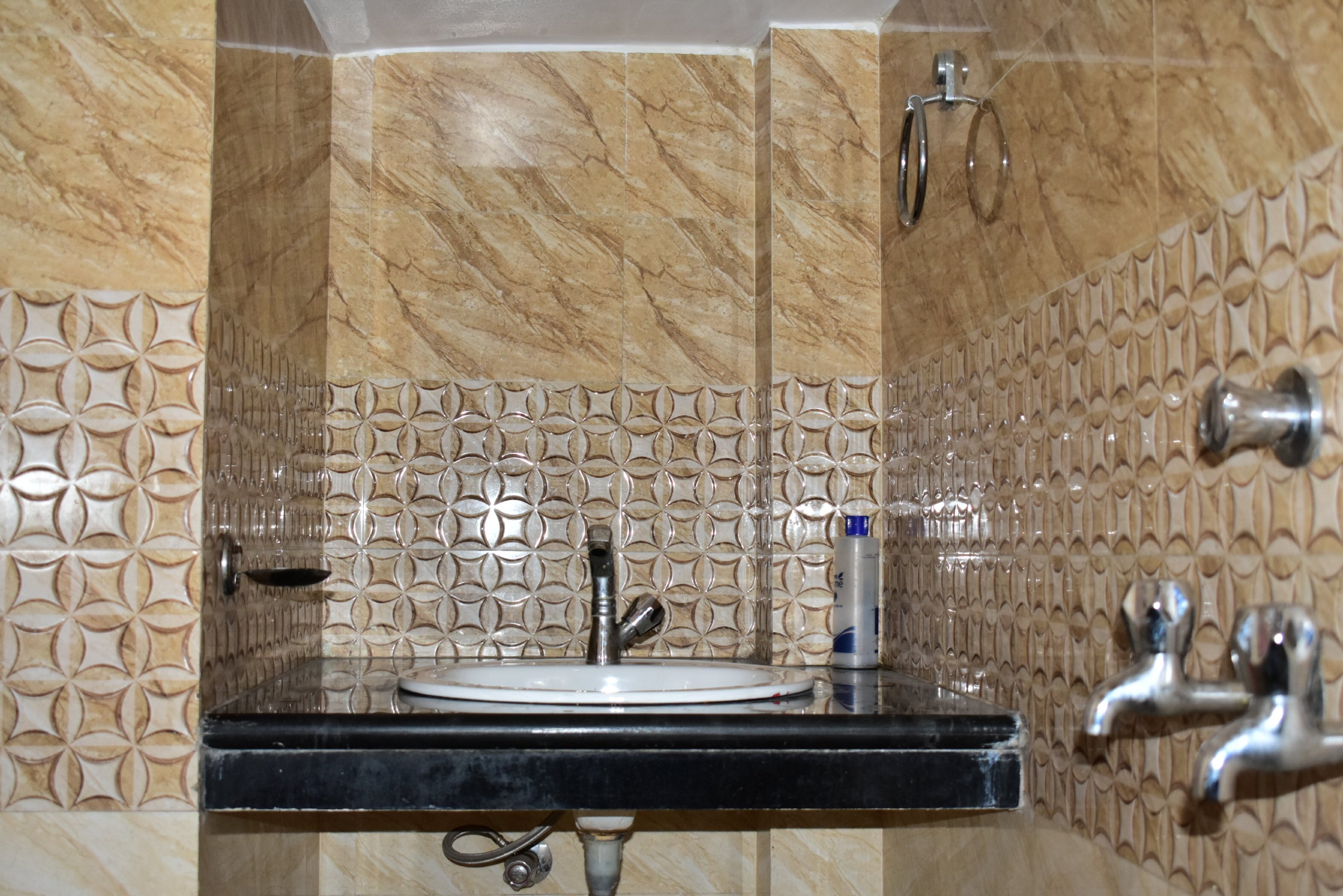 Hotel Shree Shiv Dayal  - Tap to explore photos