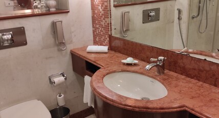 Welcomhotel by ITC Hotels, Alkapuri, Vadodara Room Type - Corporate Room Twin Welcomhotel by ITC Hotels, Alkapuri, Vadodara Room Type - Corporate Room Twin
