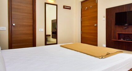KPR Residency Room Type - Deluxe AC Room KPR Residency Room Type - Deluxe AC Room