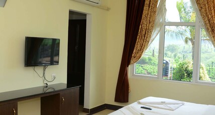 Green hill hotel  Room Type - Super Deluxe