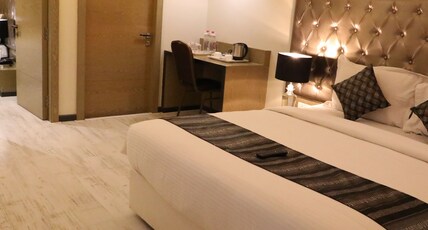 HOTEL IMPERIAL GRAND Room Type - Family Suite Room