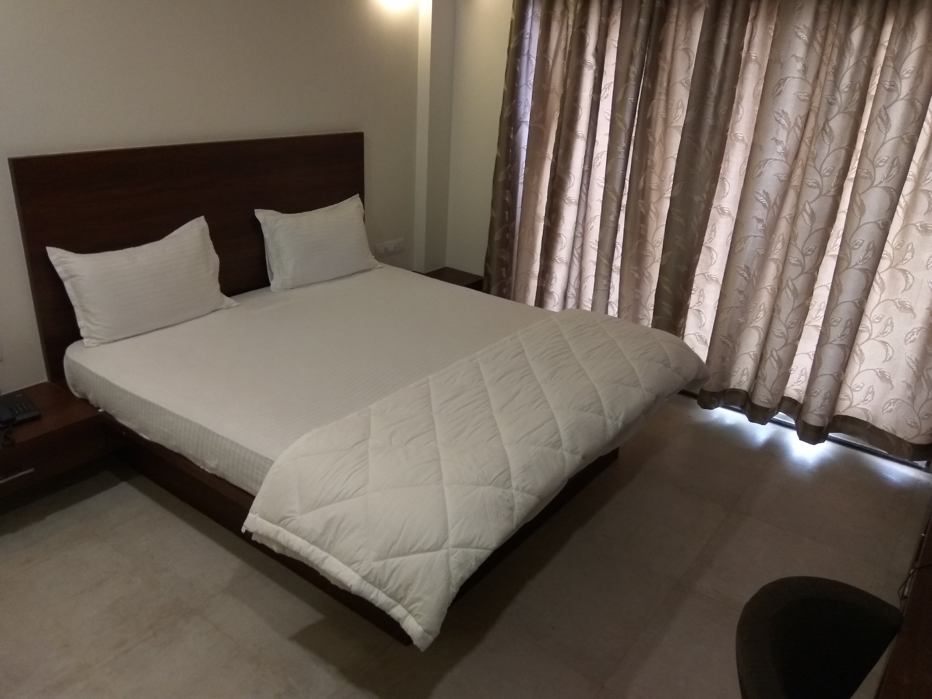 Hotel Manasi inn - Tap to explore photos