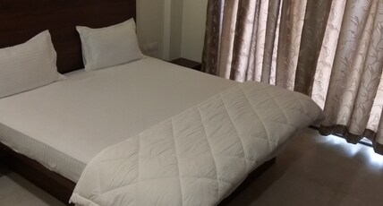 Hotel Manasi inn Room Type - Deluxe AC Room
