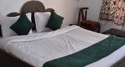 HOTEL MEZBAN Room Type - Standard Room