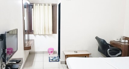 Hotel Sanskriti Palace Room Type - Deluxe Room