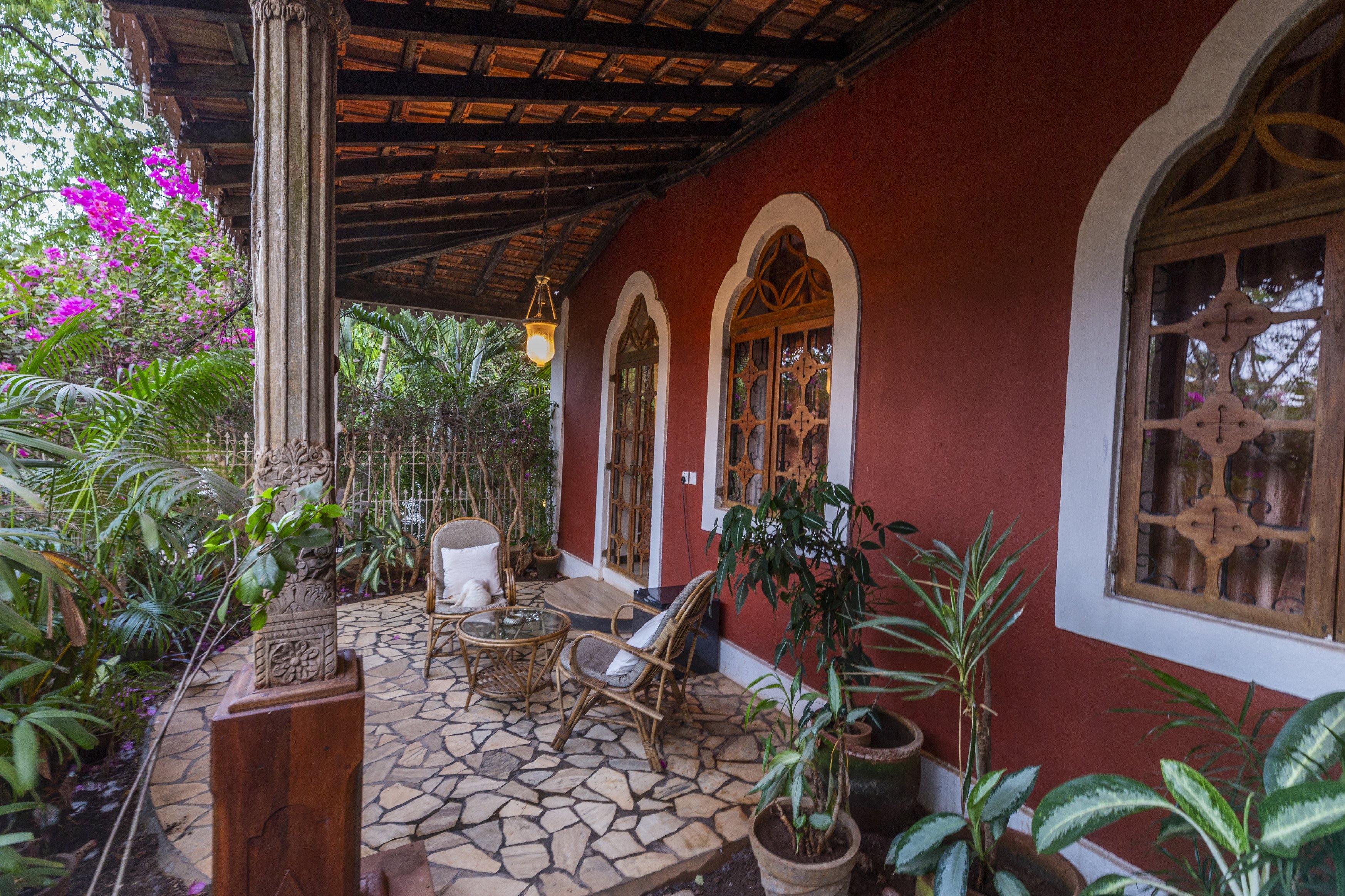 Marbella Guest House - Tap to explore photos
