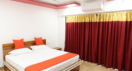 USHA RESORT Room Type - AC Deluxe Suite room (Four People)