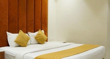 Hotel Silver Palace Room Type - Executive Room Hotel Silver Palace Room Type - Executive Room