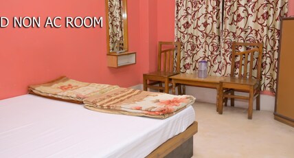 SAHARA LODGE Room Type - Standard NON AC Room zone third floor